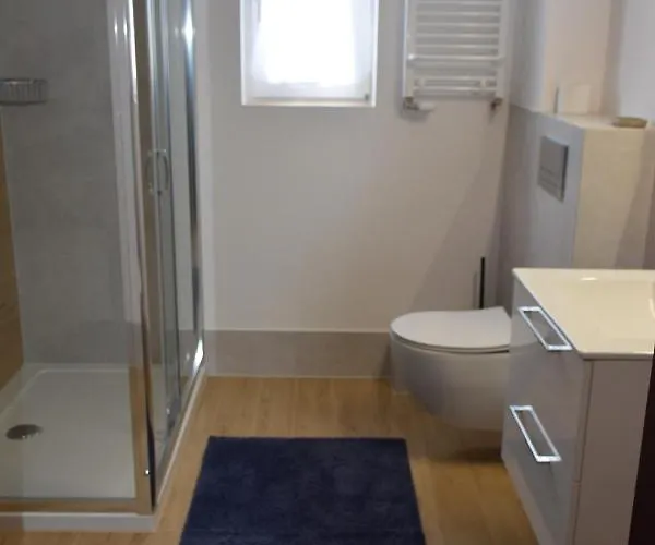 בית הארחה Pensjonat Amor מיילנו